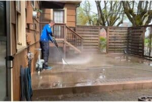 Best Times for Deck Cleaning in Portland